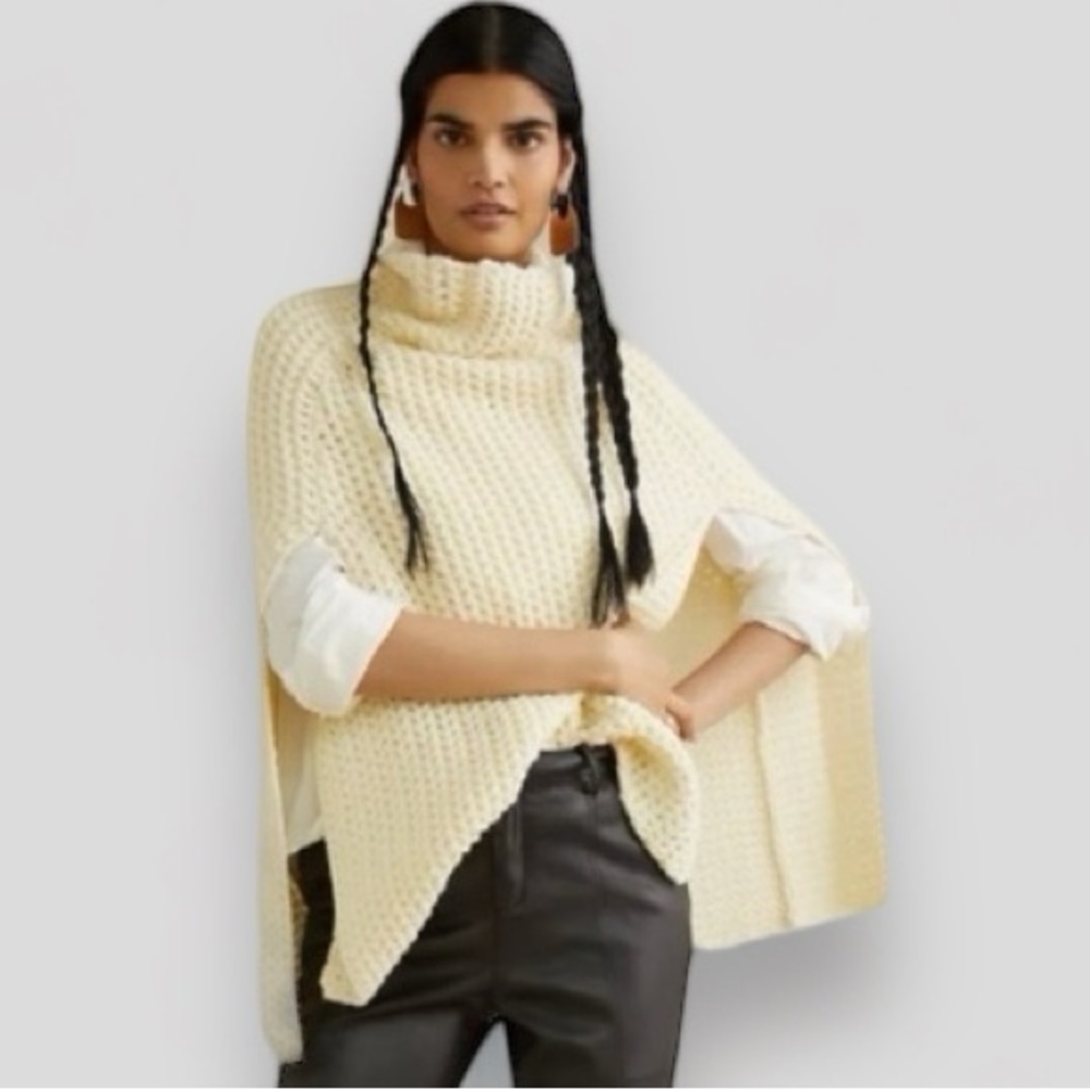 NWT Anthropologie Bell-Sleeved Poncho in Cream | O/S